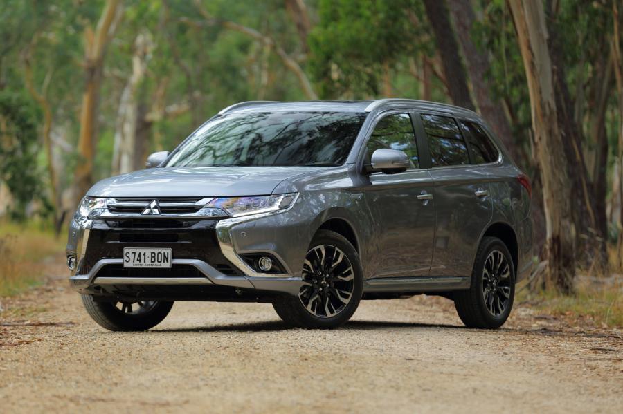 Mitsubishi Outlander PHEV (AU) '2017